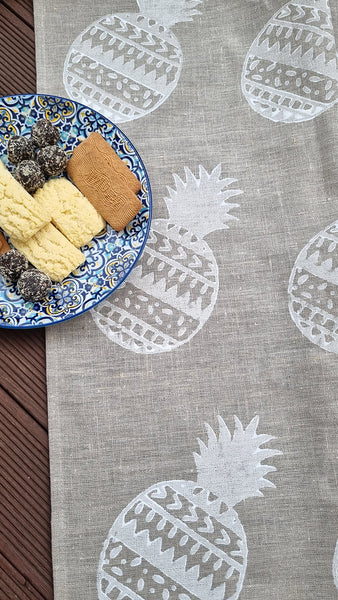 Off White Pineapples Linen Teatowel