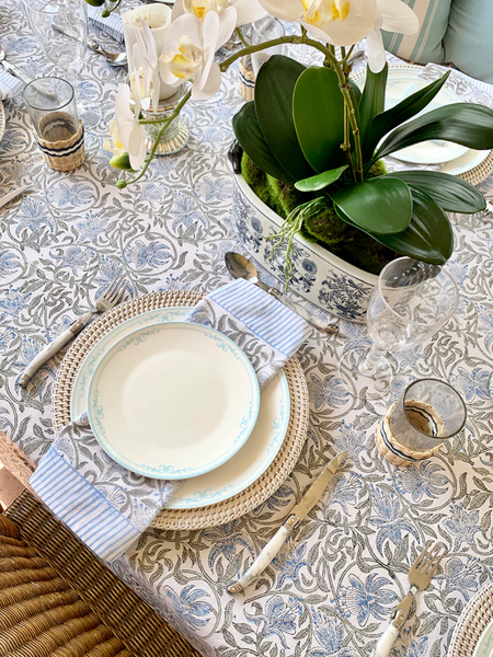 Art Deco Powder Blue Floral Vine Table Napkins (set of 4)