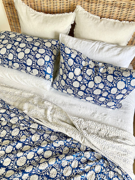 Cobalt Blue Chrysanthemum Queen/King Size Kantha Coverlet / Bedspread 230cmx267cm (Copy)